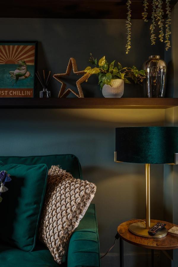 Stylish Romantic Country Escape Near Chester Christleton Eksteriør billede
